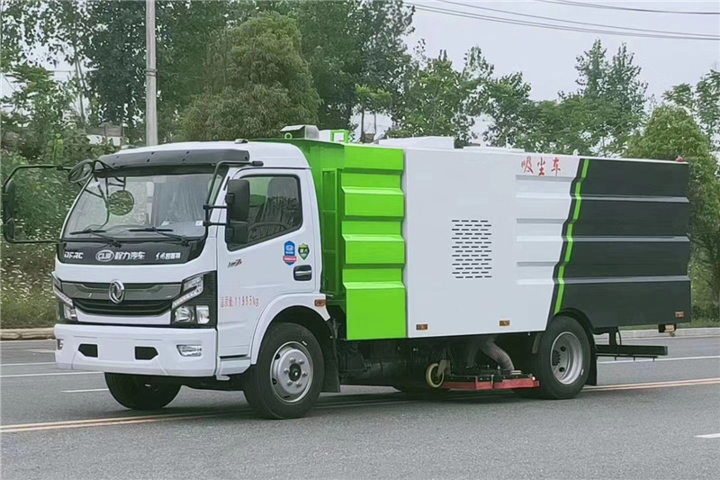 國六東風大多利卡1.5水6塵）吸塵車