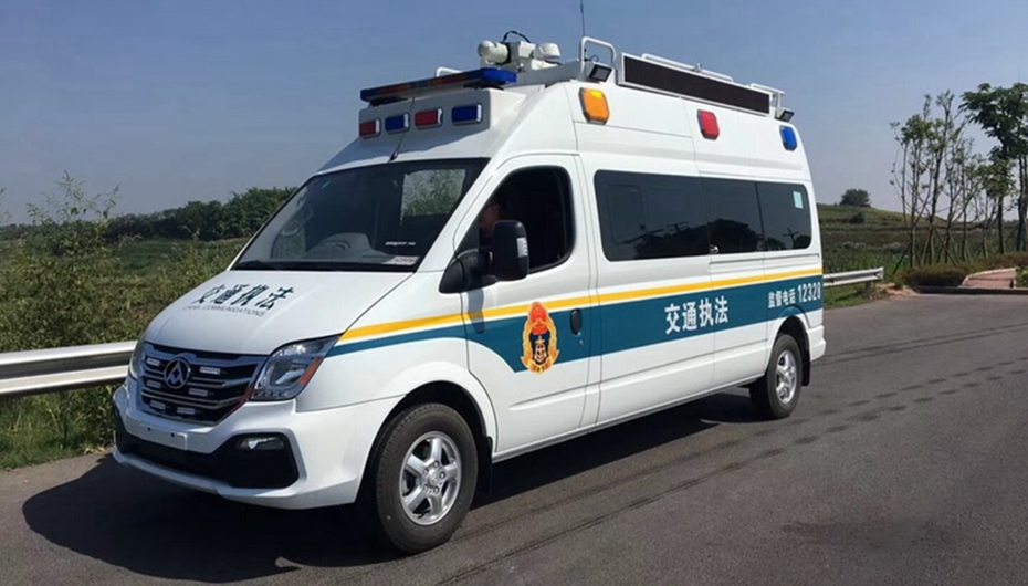 上汽大通V80多功能指揮車(chē)